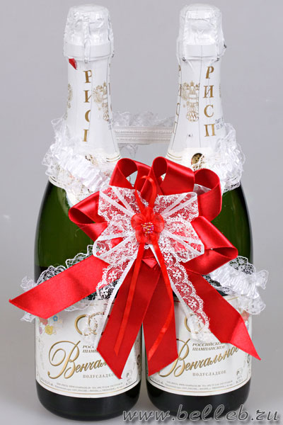 Новогодняя елка из бутылки шампанского и лент. Мастер-класс с пошаговыми фото
