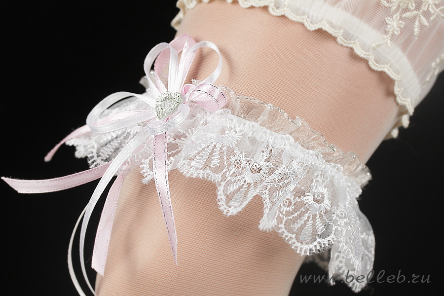 бело-розовая свадебная подвязка