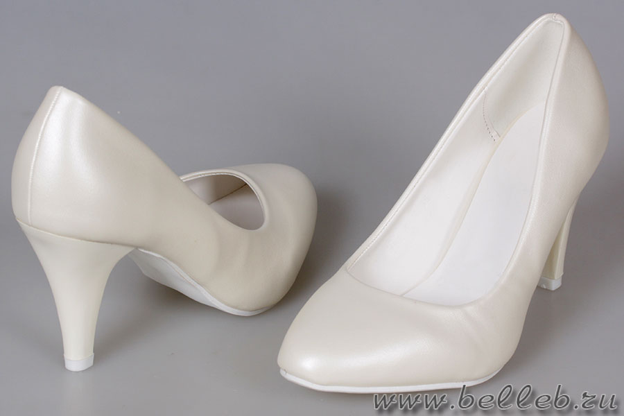 свадебные туфли цвета айвори на среднем каблуке № 133